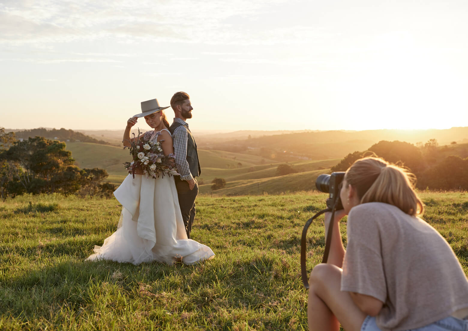 Wedding photography posing inspo